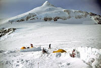 Il campo due del Vinson, 3750 m