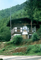Paro, casa butanese