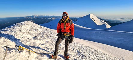 Giuseppe in vetta all'Illimani, 6460 m, l'8 giugno 2024