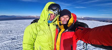 Emanuele e Giuseppe in vetta al Sajama, 13 giugno 2024