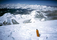 L'Himalaya con lo Shixa Pagma (8013 m) sullo sfondo visto dalla vetta del Cho Oyu