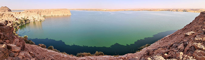 Panoramica sul lago Yoa, gruppo di Ounianga Kébir, lista Unesco dei patrimoni dell'umanità