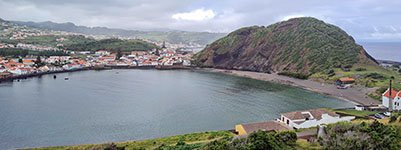 La baia di Porto Pim a Faial