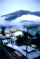 Lo Dzong di Trongsa di notte