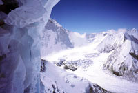 Passaggio chiave sul seracco a 6900 m