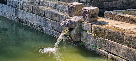 Fonte nel giardino segreto del palazzo reale di Changdeokgung