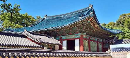 Pagoda nel giardino segreto del palazzo reale di Changdeokgung