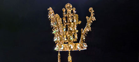 Corona d'oro di un nobile del regno di Silla al museo di Gyeongju