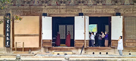 Pagoda principale di preghiera al tempio Tongdosa