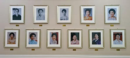 Ritratti delle 11 first ladies nel Palazzo Presidenziale Blu di Seoul