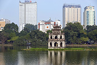 Torre delle Tartarughe ad Hanoi sul lago di Hoan Kiem