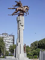Statua equestre di Manas a Bishkek