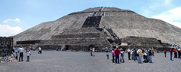 Panoramica dalla piramide del Sole a Teotihuacan