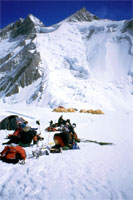 Il pianoro del campo I a 5925 m