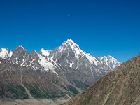 La luna sul Makrong Chhish, 6650 m