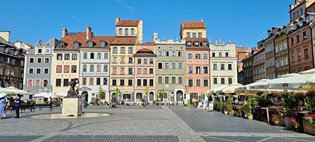 Murale dedicato al 'vecchio saggio', l'artista George Maciunas a Kaunas