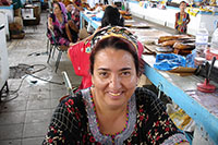 Turkmenbashy - La venditrice di caviale