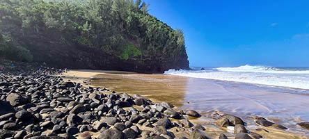 Spiaggia di Hanakapi Ai sulla Na Pali coast di Kauai